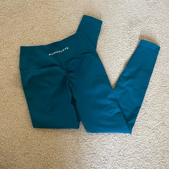 Alphalete Pants - Alphalete Amplify Leggings